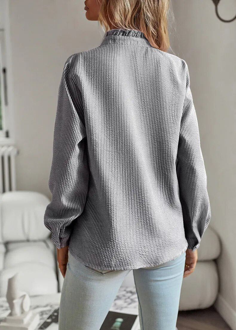 Emma - Comfortable shirt with long sleeves